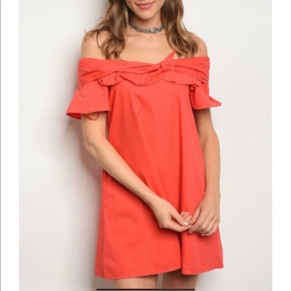 ❤️‍🔥HP❤️‍🔥 7/2 PRICE FIRM Bow Front Dress